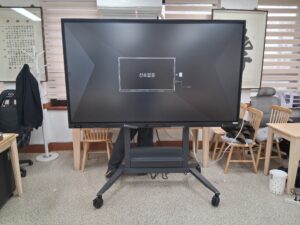 MX86인치-공익활동단체-설치사례2